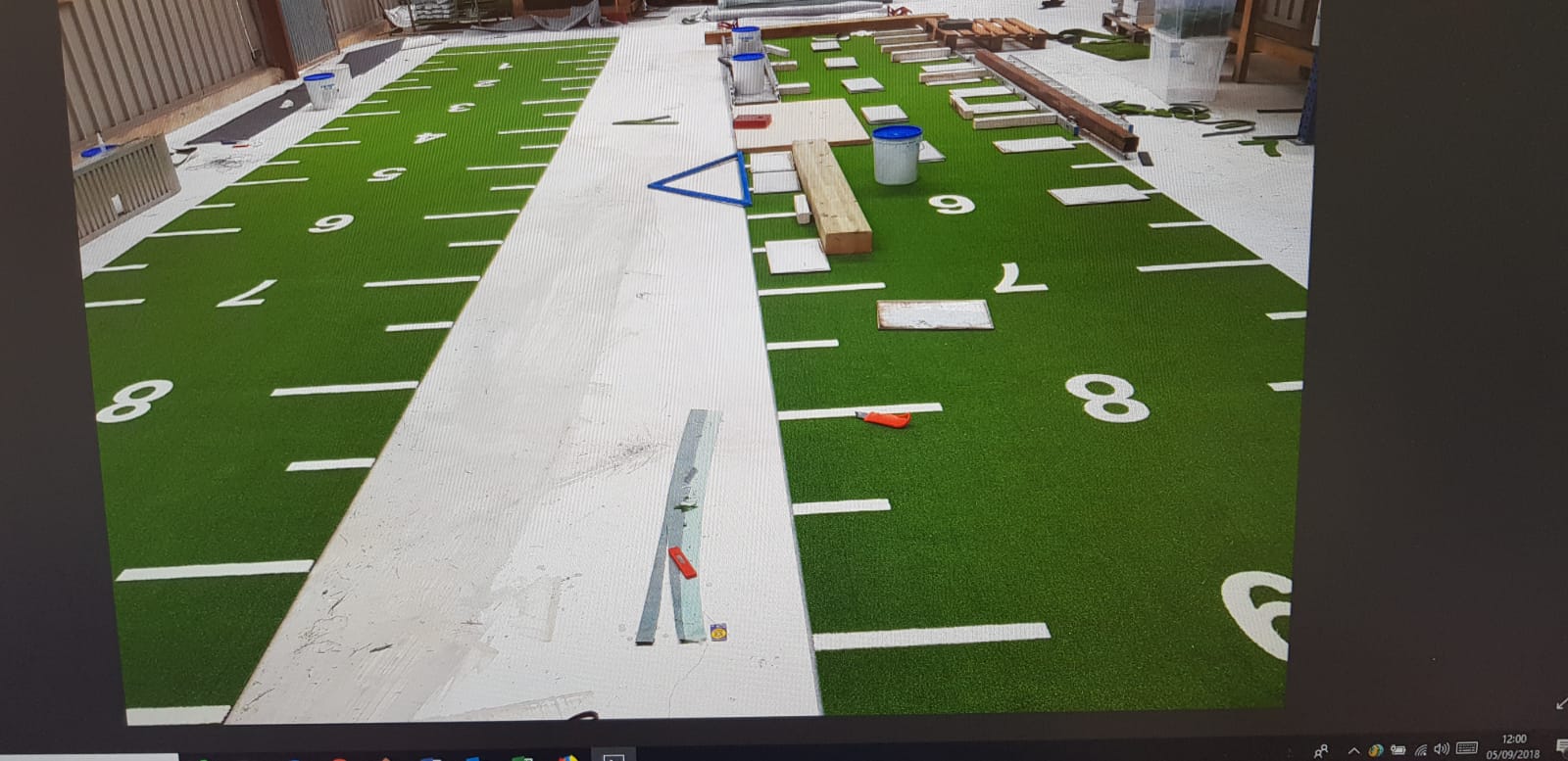 CARRILES CESPED PERSONALIZADOS